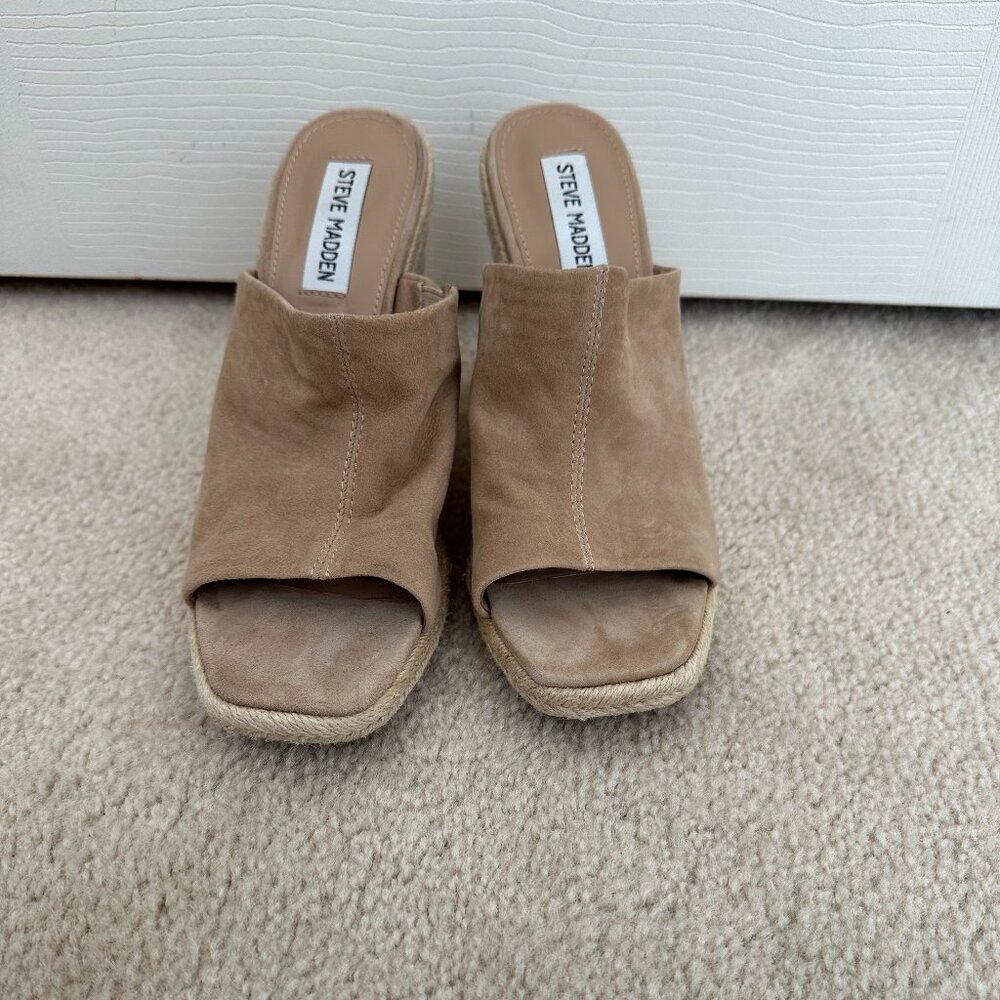 Steve Madden Tan Suede Wedge Mules